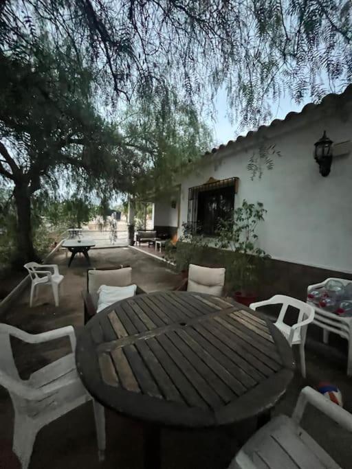 Farmhouse Surrounded By Centenary Olive Trees Olias Exterior photo